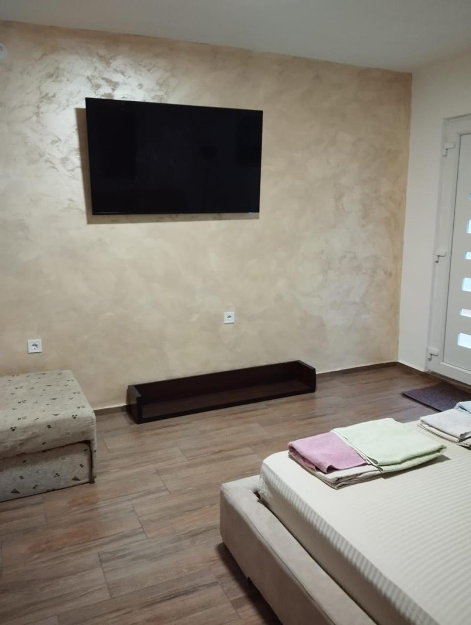 Guesthouse Bato Virpazar Eksteriør bilde
